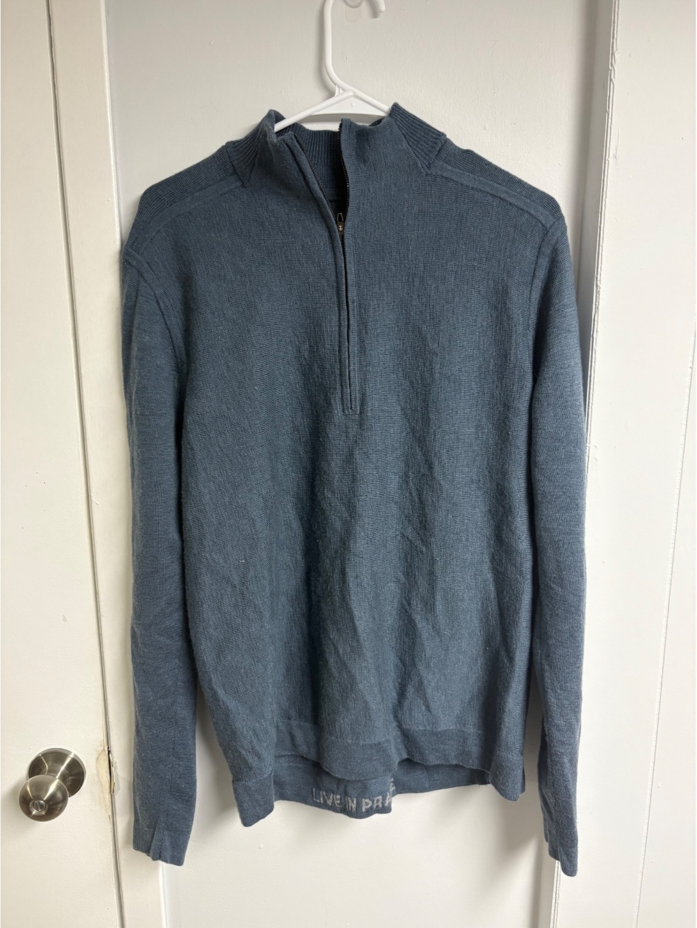 Lululemon Athletica Men's Half-Zip Crew Neck Sweater in Blue